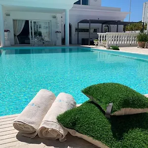 Affittacamere White House Luxury Hospitality, Olbia